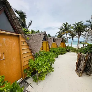 https://resort-mia.allrivieramayahotels.com